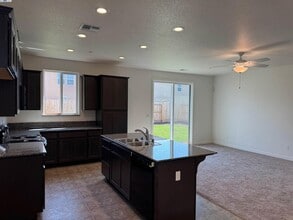 4671 Irma Dr in Merced, CA - Building Photo - Building Photo