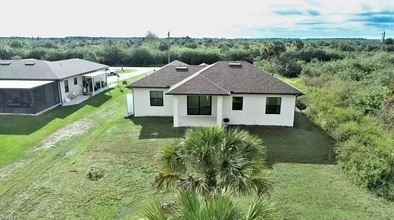 585 41st Ave NW in Naples, FL - Building Photo - Building Photo