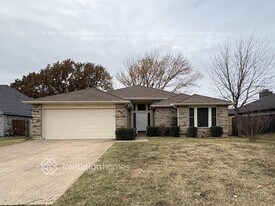 4133 Scotland Dr in Grand Prairie, TX - Building Photo
