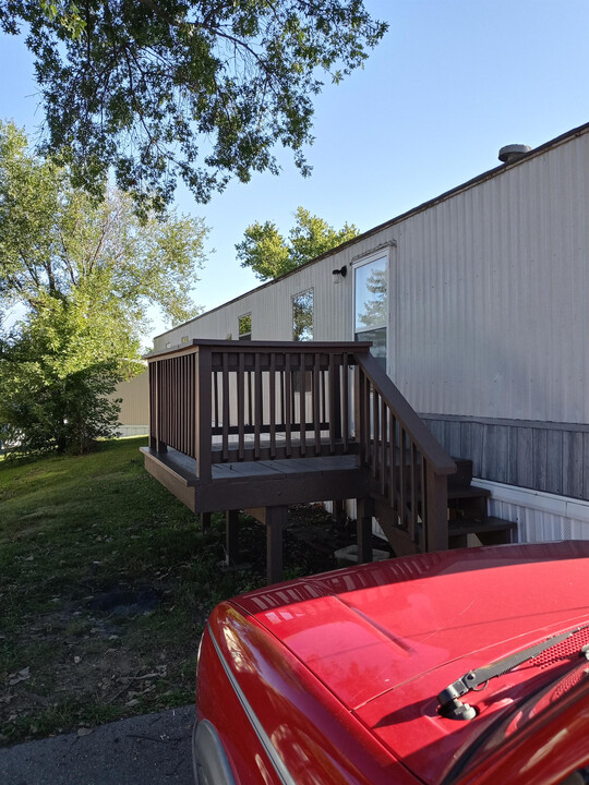 361 Golden Dale Dr in House Springs, MO - Building Photo
