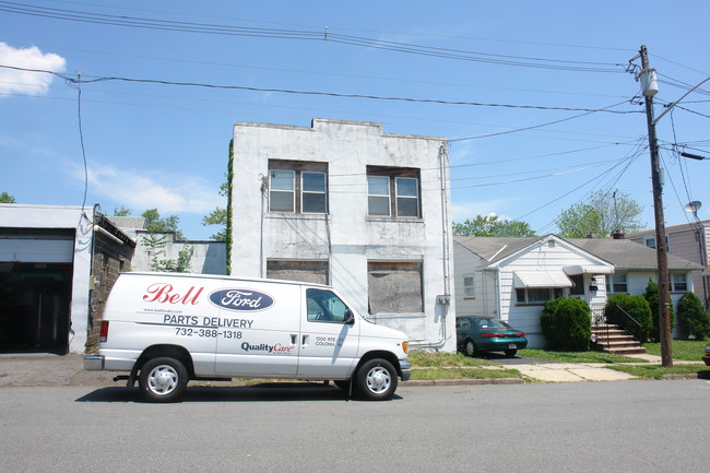 418 Meredith St in Perth Amboy, NJ - Building Photo - Building Photo