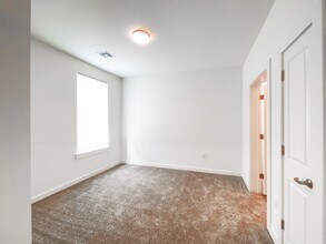 3 Virginia Ave in Jersey City, NJ - Building Photo - Building Photo