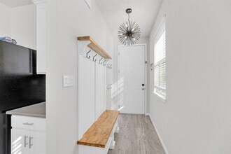 101 Mountain Valley St in Georgetown, TX - Building Photo - Building Photo