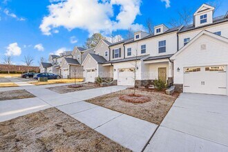 11027 Pagebrook Ln in Charlotte, NC - Building Photo - Building Photo