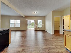 15296 Reflection Ct in Noblesville, IN - Building Photo - Building Photo