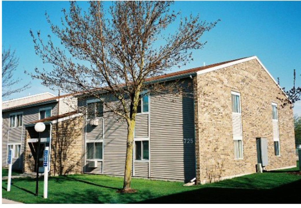 Rensway Apartments in Waupun, WI - Building Photo