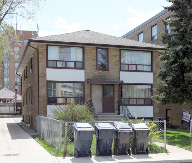 1 Nashville Ave in Toronto, ON - Building Photo - Primary Photo