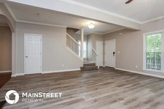 2041 Pryor Rd SW in Atlanta, GA - Foto de edificio - Building Photo