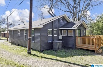 915 9th St SW in Birmingham, AL - Building Photo - Building Photo