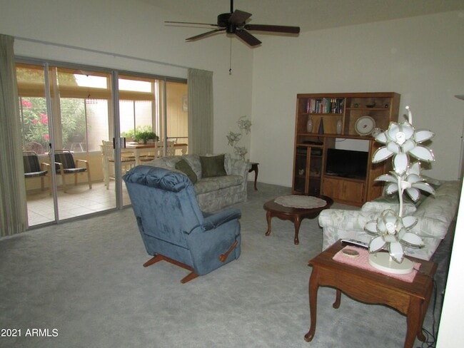10880 W Emerald Dr in Sun City, AZ - Building Photo - Building Photo