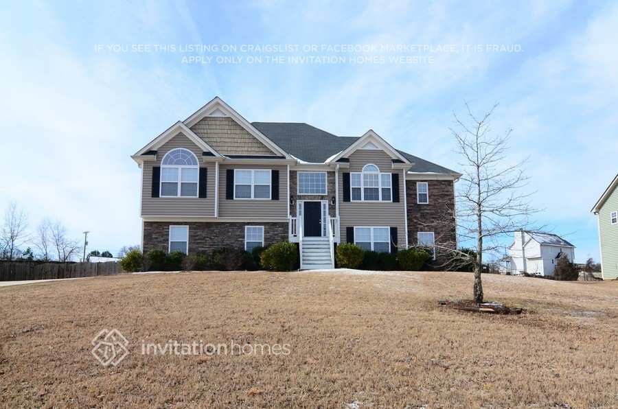 314 Merrill Meadows Point in Douglasville, GA - Building Photo