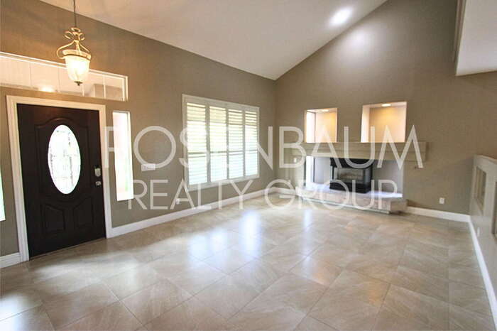 2621 E Arabian Dr in Gilbert, AZ - Building Photo