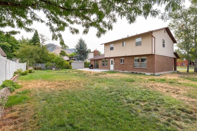 538 Creek View Rd in Centerville, UT - Building Photo - Building Photo