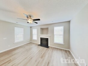 6103 Glen Way Dr in Winston-Salem, NC - Building Photo - Building Photo