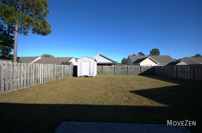 1731 Pepperwood Way in Leland, NC - Foto de edificio - Building Photo