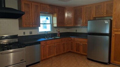 505 Franklin Dr in San Marcos, TX - Building Photo - Building Photo