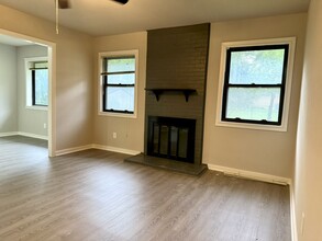 8274 Lifford Pl in Fort Worth, TX - Foto de edificio - Building Photo