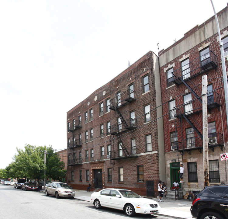 1752 Sterling Pl in Brooklyn, NY - Building Photo