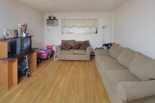 25 Allston St, Unit 1 in Boston, MA - Building Photo