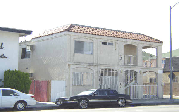 5971 West Blvd in Los Angeles, CA - Building Photo