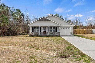 116 Heavens Gate Dr in Jacksonville, NC - Building Photo