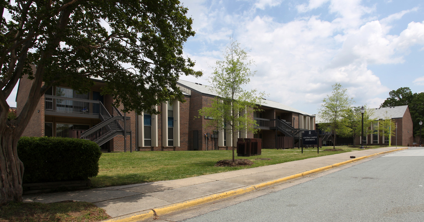 Central Campus Apartments in Durham, NC - Building Photo