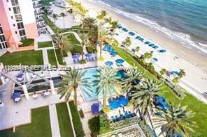 property at 19333 Collins Ave