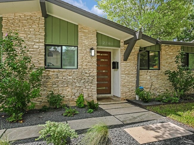 2701 Nottingham Ln in Austin, TX - Building Photo - Building Photo
