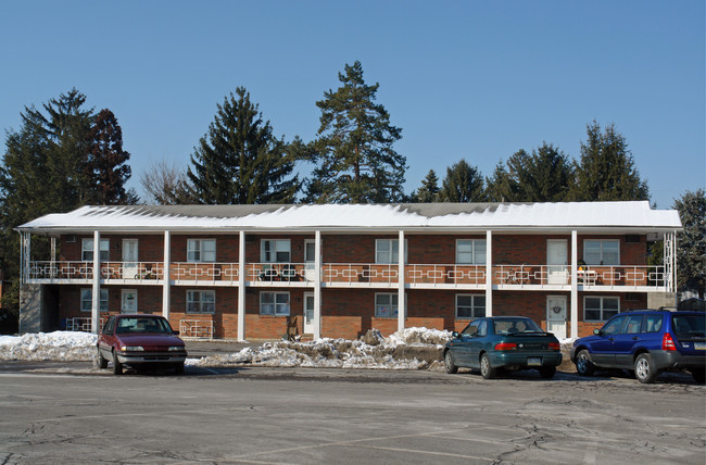 Executive Apartments in Lewisburg, PA - Building Photo - Building Photo