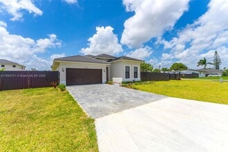 32206 SW 196th Ave, Unit 1ST FL in Homestead, FL - Building Photo - Building Photo