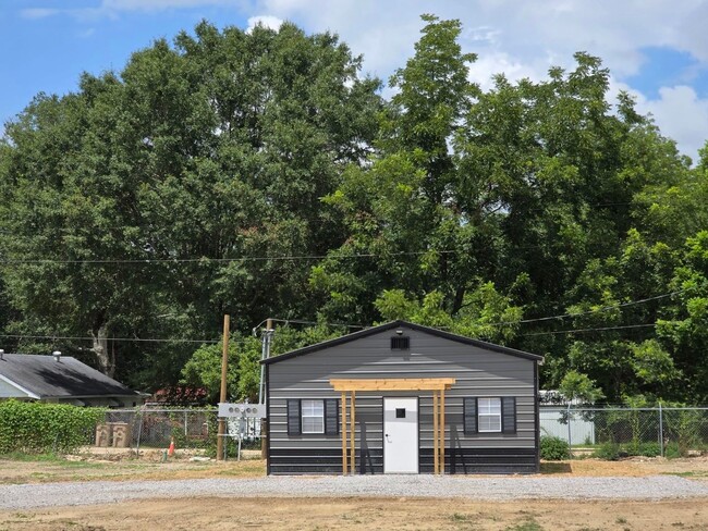 property at 406 2nd Ave
