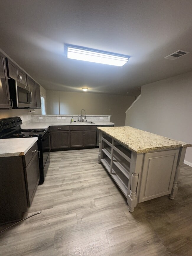 property at 2146 10th St