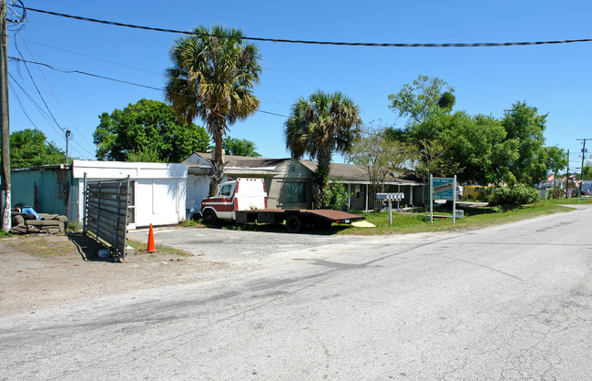 3915 W South St in Tampa, FL - Foto de edificio - Building Photo