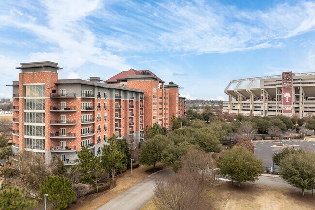 Carolina Walk Condominiums in Columbia, SC - Building Photo - Building Photo