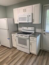 2133 Oleander Pl in Neptune Beach, FL - Building Photo - Building Photo