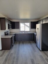 93 W Jefferson Ave in Belgrade, MT - Building Photo - Building Photo