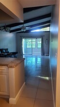 213 Briarwood Cir in Hollywood, FL - Building Photo - Building Photo