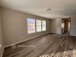 8748 W Majestic Pine Ave in Las Vegas, NV - Building Photo - Building Photo