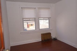 430 Main St in Little Falls, NJ - Building Photo - Building Photo