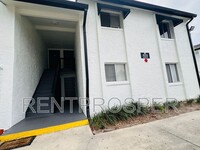 4213 S Semoran Blvd in Orlando, FL - Foto de edificio - Building Photo