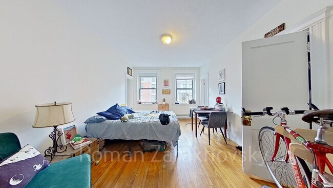 76 Brainerd Rd photo'