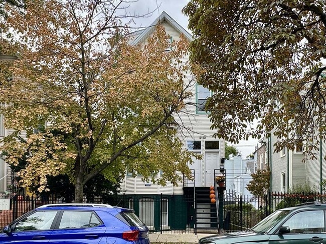 property at 2112 N Campbell Ave