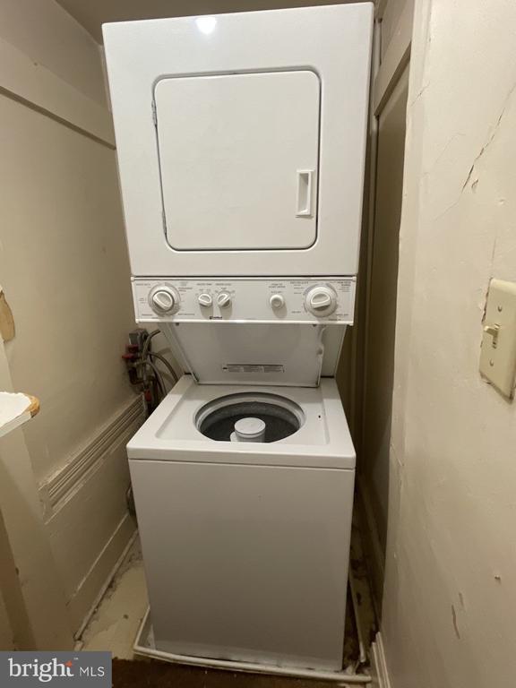 property at 6036 Edmondson Ave