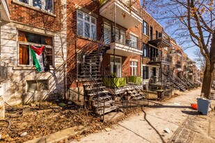 2579 Chapleau St in Montréal, QC - Building Photo