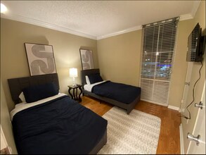 3005 Highland Rd, Unit #4 in Baton Rouge, LA - Building Photo - Building Photo