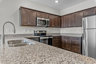 130 Grove Cir in Lillington, NC - Building Photo - Building Photo