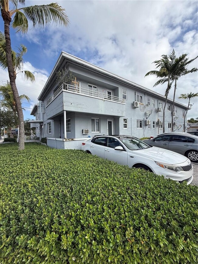 property at 5305 Biscayne Blvd
