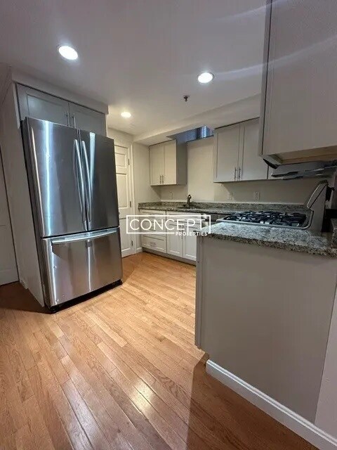 59 Burbank St, Unit 34920 in Boston, MA - Foto de edificio - Building Photo