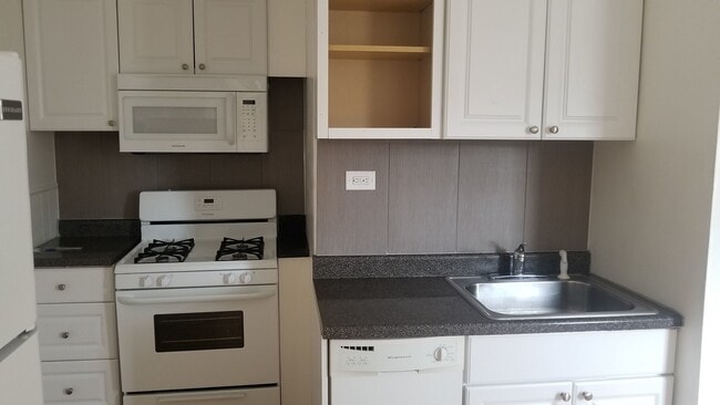 4409 N Kenneth Ave in Chicago, IL - Building Photo - Building Photo