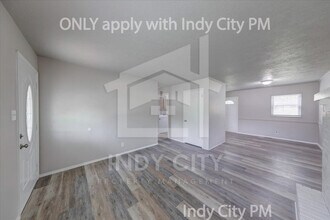 7838 Ridgewood Dr in Indianapolis, IN - Building Photo - Building Photo